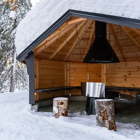 Halla Chalet, Northern Lights, & Lake, Free Wifi, Vuosseli Ruka Chalet Kuusamo