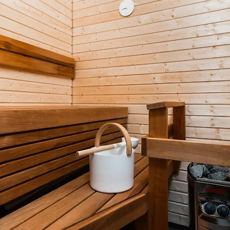 Halla Chalet, Northern Lights, & Lake, Free Wifi, Vuosseli Ruka Kuusamo