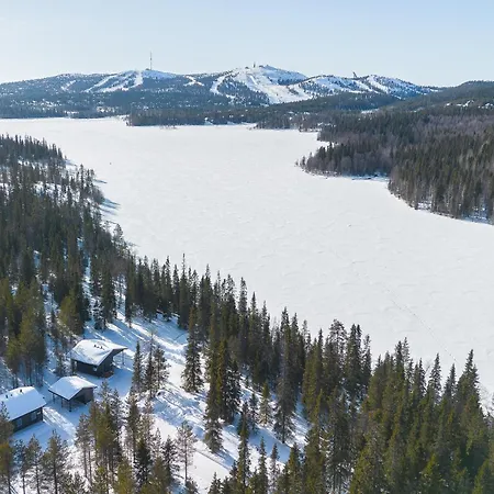 Halla Chalet, Northern Lights, & Lake, Free Wifi, Vuosseli Ruka * Kuusamo