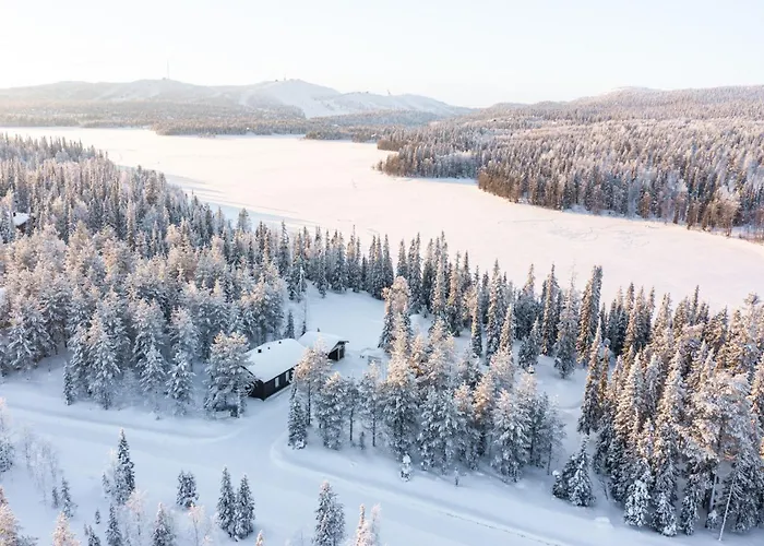 Halla Chalet, Northern Lights, & Lake, Free Wifi, Vuosseli Ruka Alpstuga Kuusamo