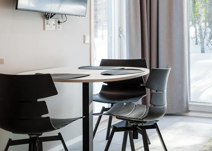 Halla Chalet, Northern Lights, & Lake, Free Wifi, Vuosseli Ruka *