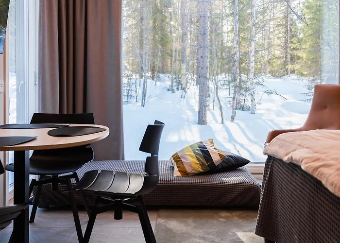 Halla Chalet, Northern Lights, & Lake, Free Wifi, Vuosseli Ruka